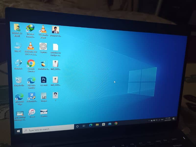 Dell Laptop 7390 Core i5 8th generation 3