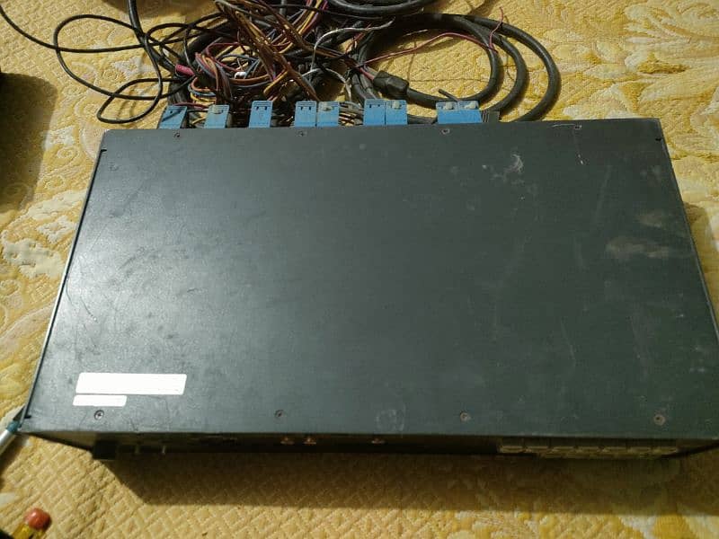Extron system 75C video scaler 3