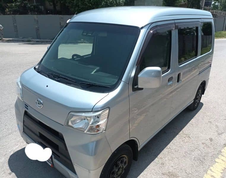 Daihatsu Hijet  cargo turbo 2018 5