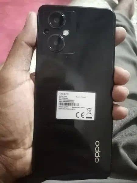 oppo 8+3GB 128GB display fingerprint box charger all asess new conditi 0