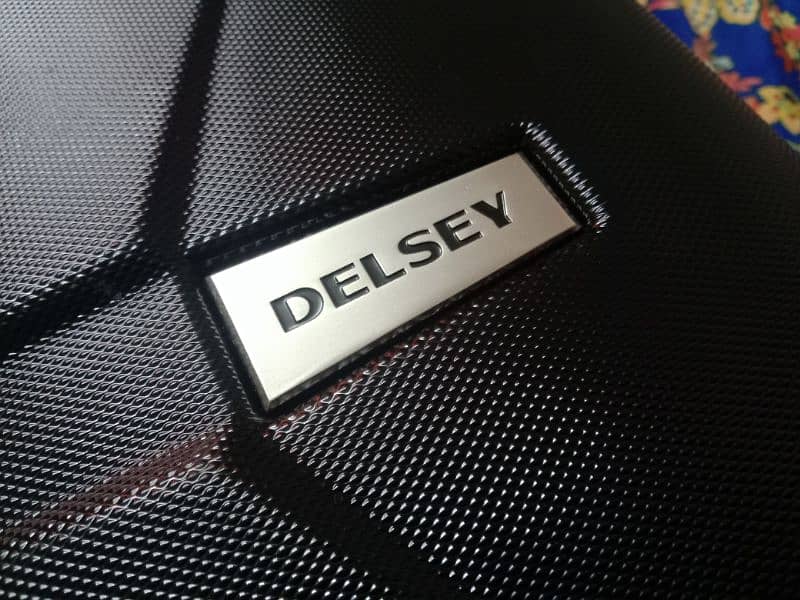 Branded New DELSEY Luggage Bag 8