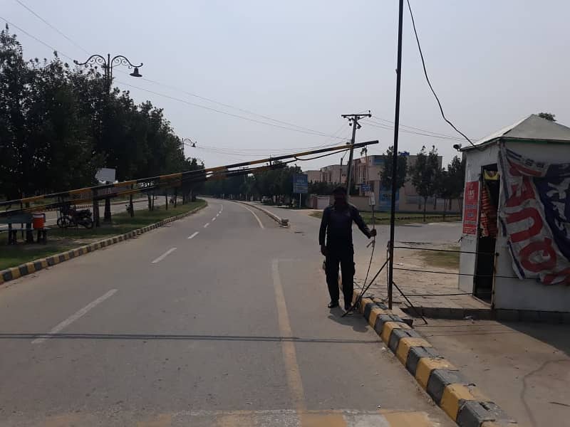 Super Hot Location 5 Marla Plot For Sale In VIP Block Eden Abad Lahore 33