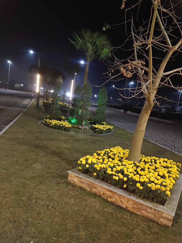 Super Hot Location 5 Marla Plot For Sale In VIP Block Eden Abad Lahore 37