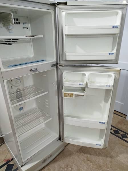LG non frost refrigerator 1