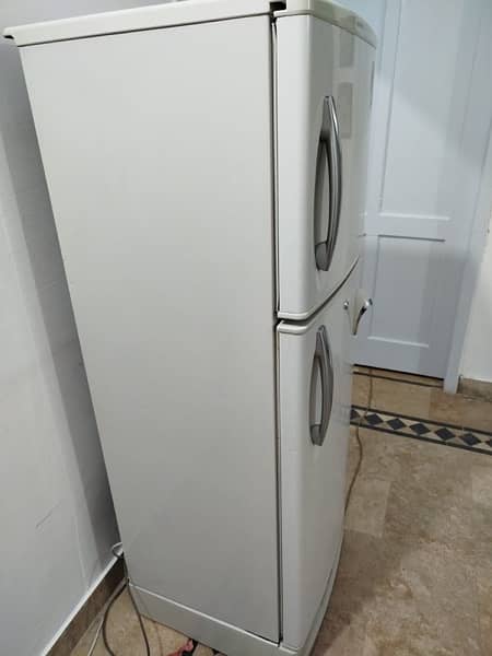 LG non frost refrigerator 2
