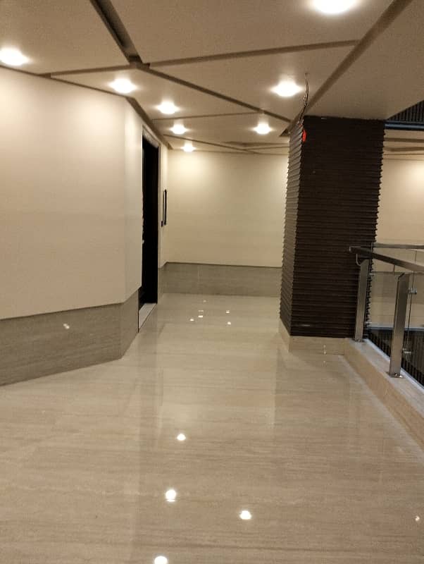 Brand New Office 24-7 Operating Building Prime Location Of Shaheed E Millat Road With All Modern Facilities Ideal Floor 850 Square Feet With Washroom 27