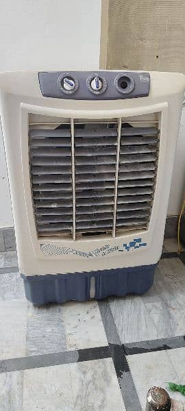 Plastic Body Air cooler in 90% condition see pix No fault 3