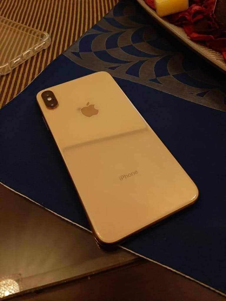 iPhone XS Max 512gb pta approved 1