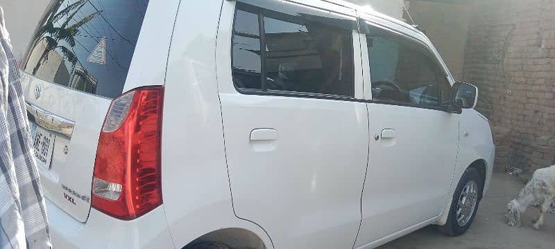 Suzuki Wagon R 2023 14