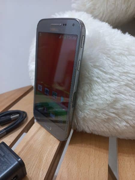 Samsung Beam 2 Projector Smartphone 2