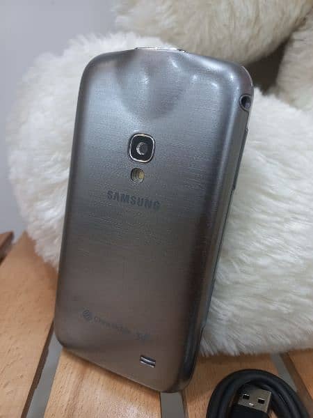 Samsung Beam 2 Projector Smartphone 10