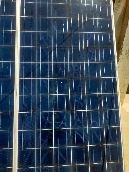 2 solar panels 280 watts 1