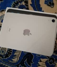 iPad Mini 6, 64GB full box and original Charger
