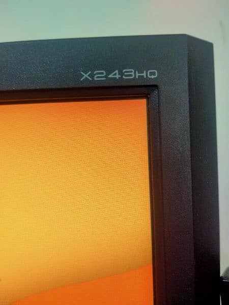 Acer x243HQ LCD Monitor 3