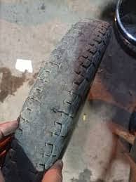 CD 70 Tyre back side and tube only 500