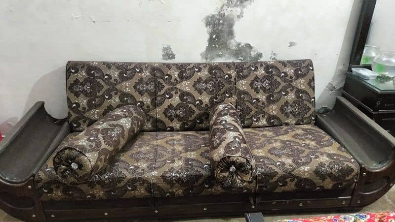 Three seaters sofa cum bed better condition made in molty foam 1