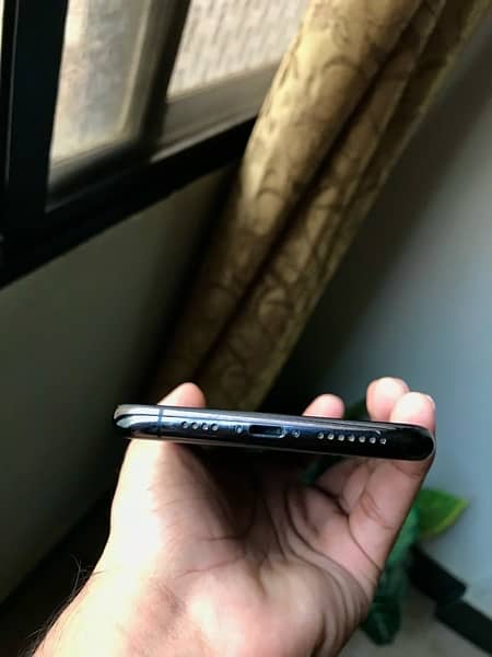 Iphone 11 pro max pta approved 64 gb 3