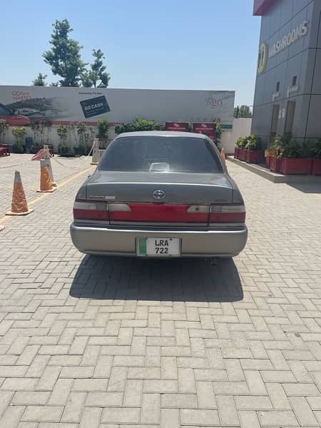 Toyota Corolla 2.0 D 2001 6