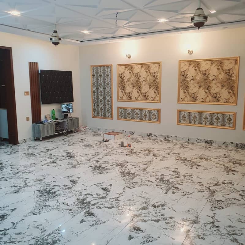 10 MARLA DOUBLEHOUSE FOR SALE IN HOT LOCATION OF IQBAL TOWN 16