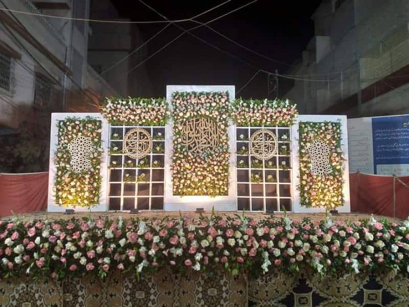 Fresh and artificial flowers Specialist stage decor 14