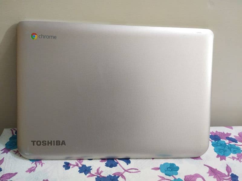 Toshiba CB35_A3120 chroomebook 3