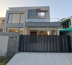10 Marla Slightly Used Luxury House For Sale In Phase 6 DHA Lahore