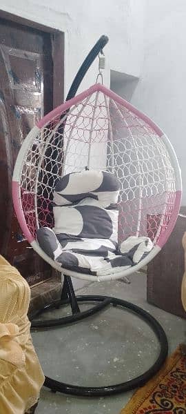 Jumbo size Swing with comfortable cushion seater 1