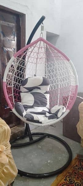 Jumbo size Swing with comfortable cushion seater 2