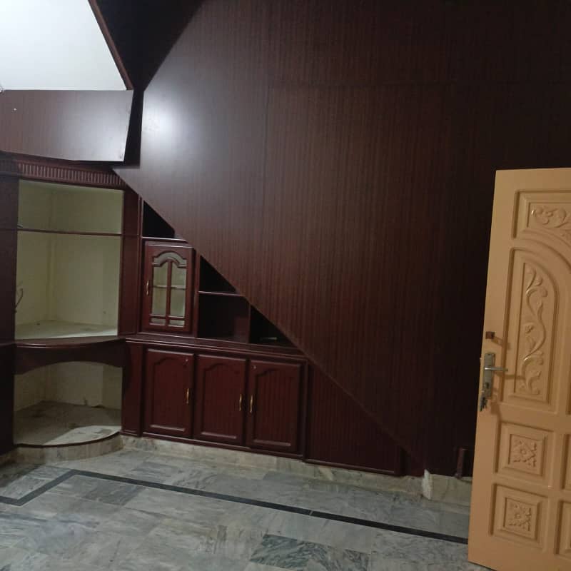 Highly-Desirable Lower Portion Available In New Lalazar For rent 1
