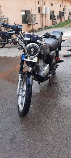 Suzuki bike 150 10/9 condition