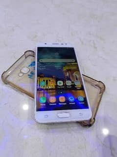 Samsung J7 prime 32/3GB Ram