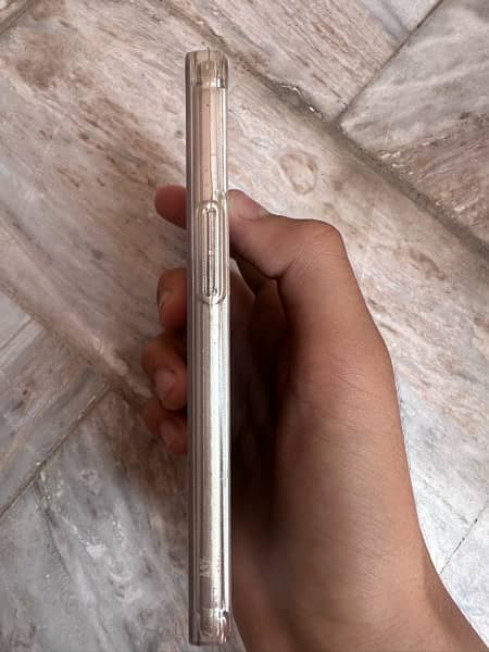 Oppo A37fw Good Condition with Back Cover 2