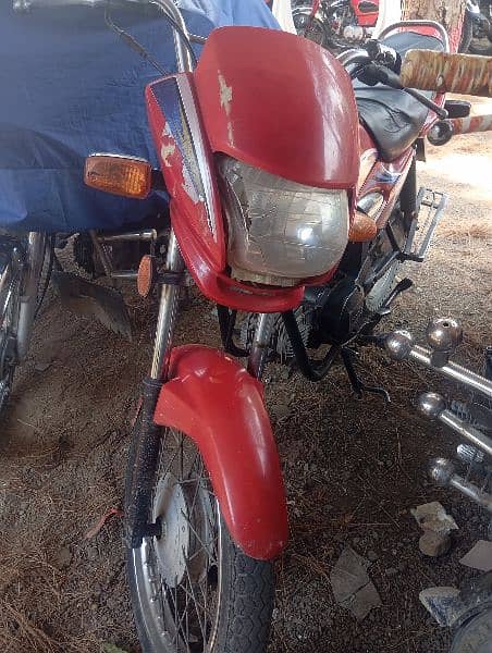 Honda pridor 100 cc 6