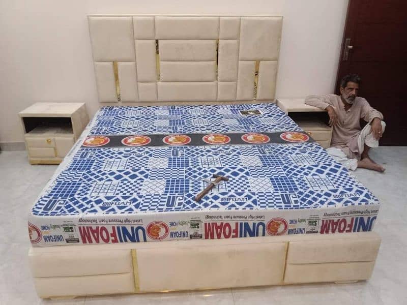 bed room furniture holsale Price 18