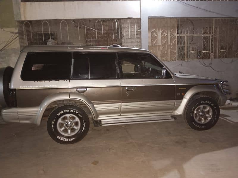 Mitsubishi Pajero 1994 10