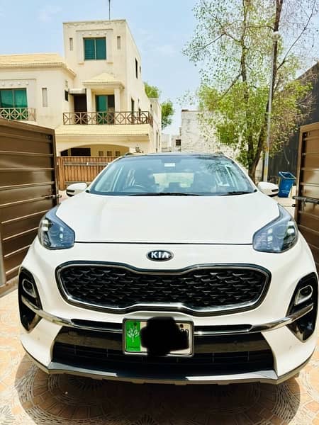 KIA Sportage 2020 AWD, Like New, Total Genuine 1