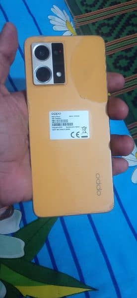OppoF21pro yellow color hai Box or charger ni hai new phone hai 1