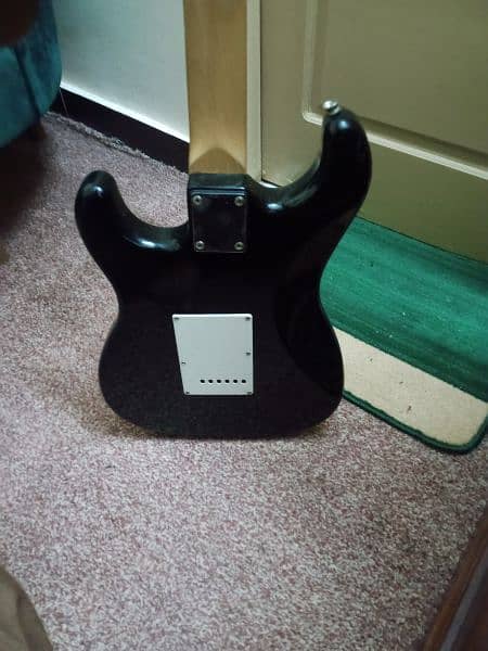 Mavis electric guitar (3 pick-ups) for sale 2
