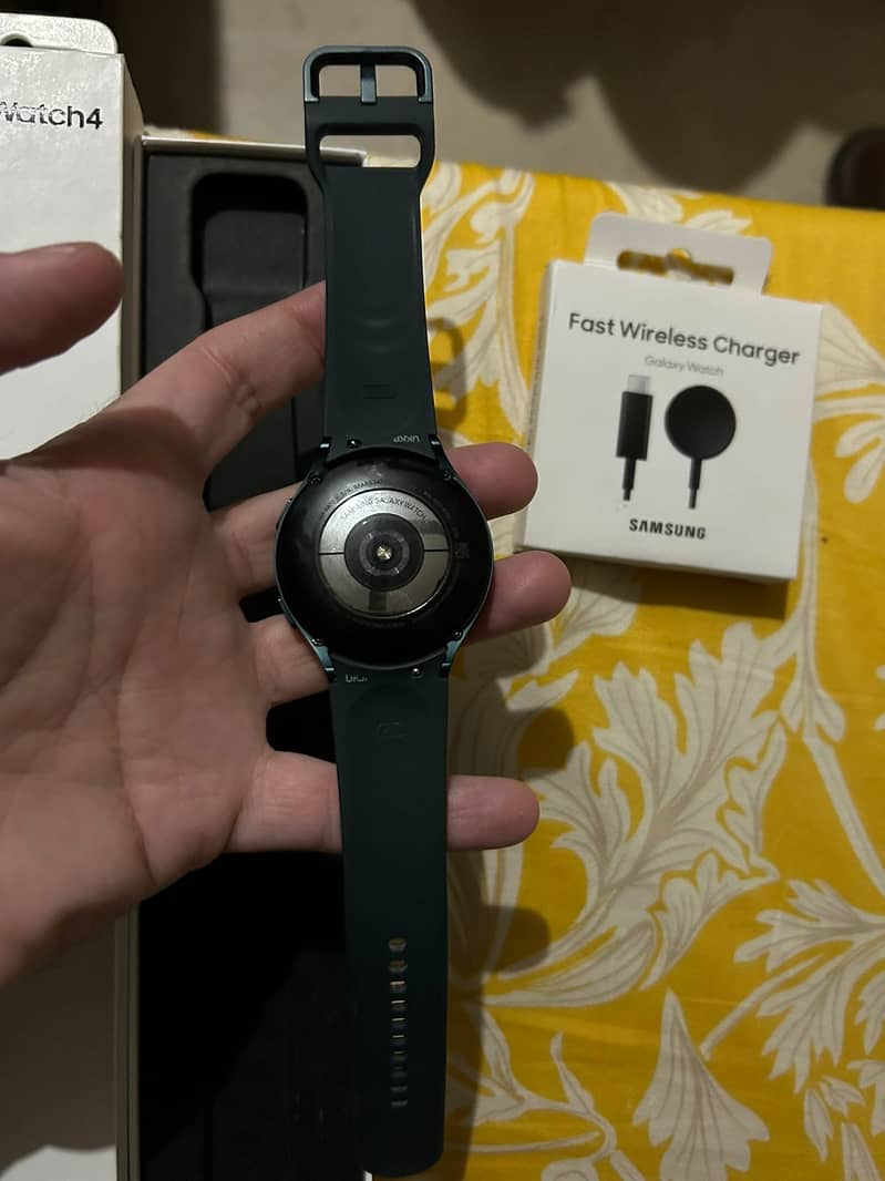 Samsung Galaxy Smart Watch 4 2