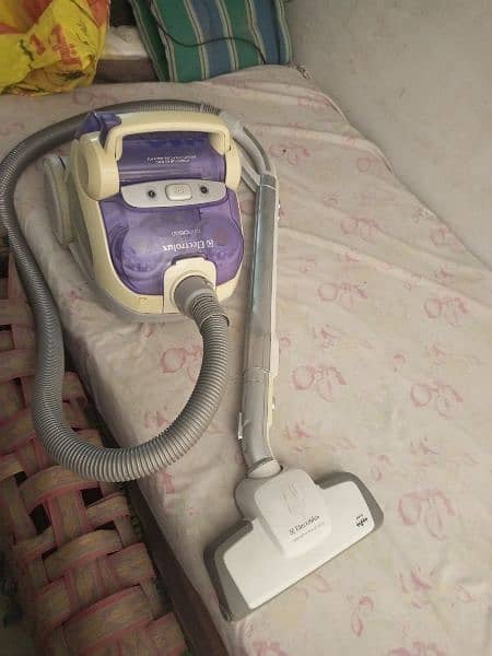 vacuum cleaner for sale 0