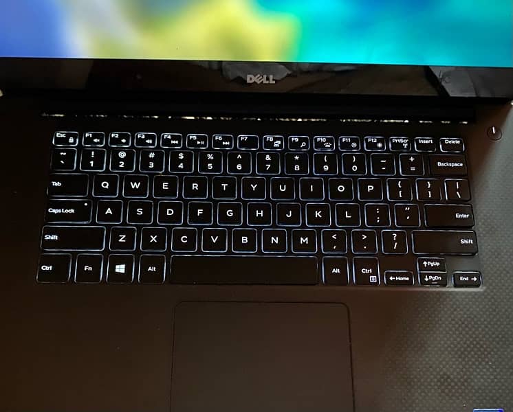 Dell precision 5520 1