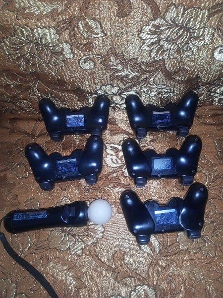 PlayStation 3 Controllers 1
