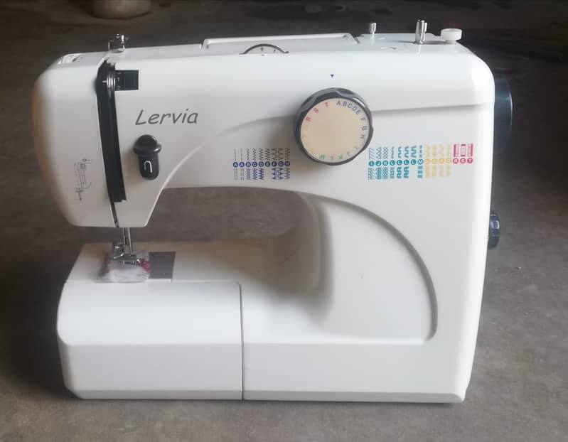 Lervia K H 4000 sewing machine 1