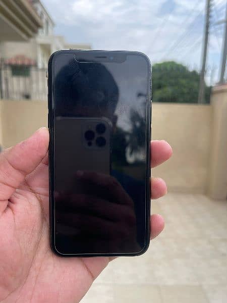 iPhone X (64GB) PTA Approved Black Color 2
