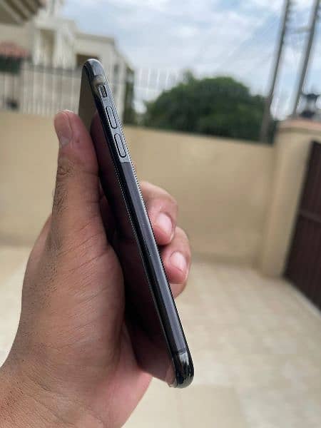 iPhone X (64GB) PTA Approved Black Color 6