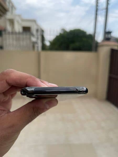 iPhone X (64GB) PTA Approved Black Color 7