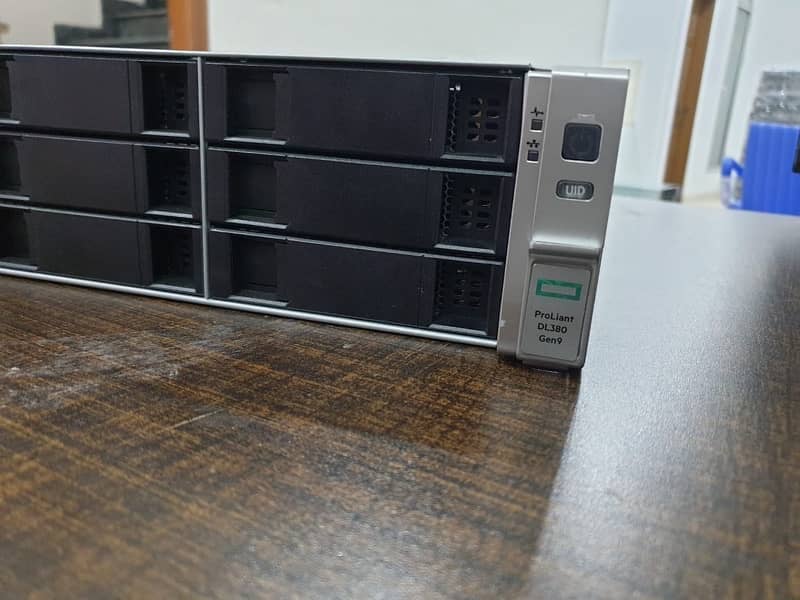 HP PROLIANT DL 380 G9 0