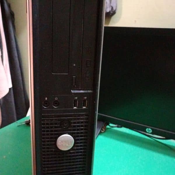 Dell cpu, monitor, keyboard, mouse 1