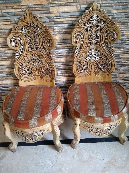 Chinioti chairs 0