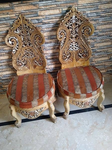 Chinioti chairs 1